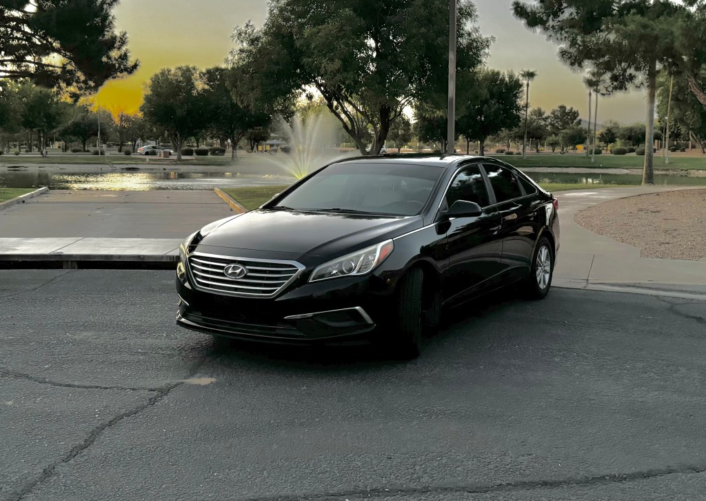 2017 Hyundai Sonata&nbsp;(Sport/Base)
